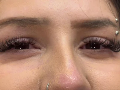 Wispy Russian lashes